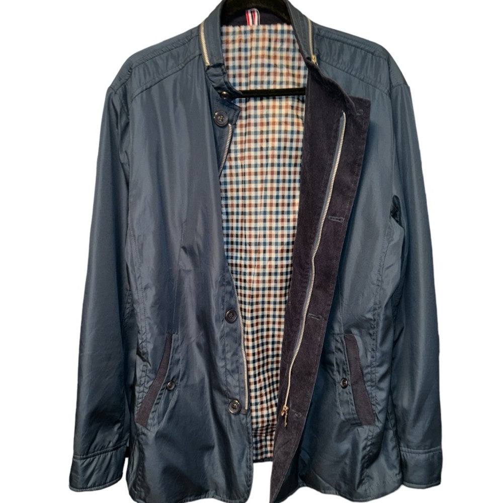 Lightweight Jacket w Patterned Check Liner - Picture 5 of 6